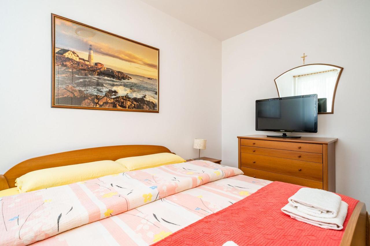 Spacious Three Bedroom Apartment Ντουμπρόβνικ Εξωτερικό φωτογραφία