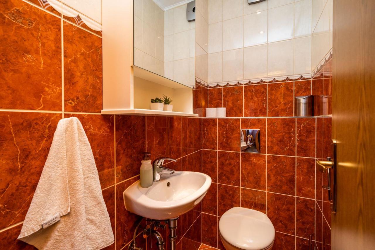 Spacious Three Bedroom Apartment Ντουμπρόβνικ Εξωτερικό φωτογραφία