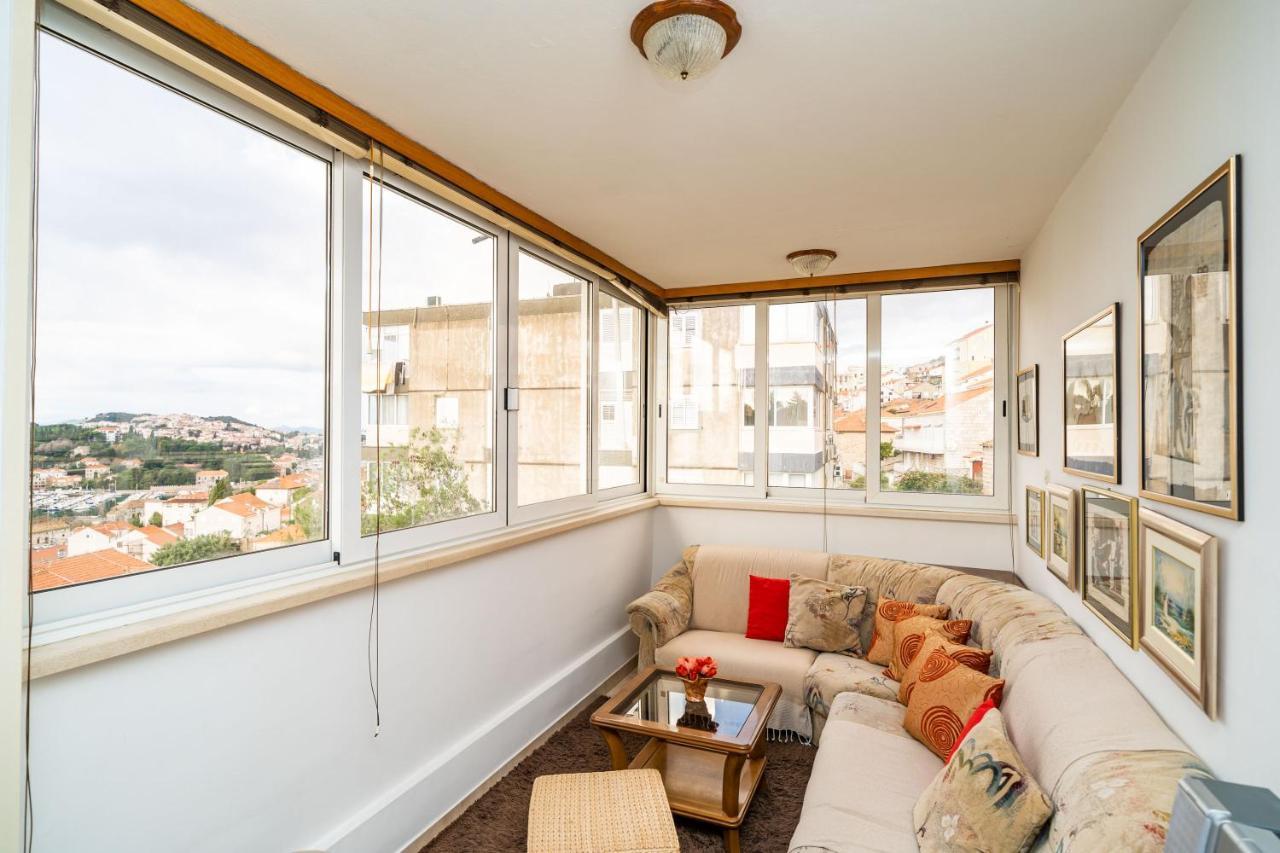 Spacious Three Bedroom Apartment Ντουμπρόβνικ Εξωτερικό φωτογραφία