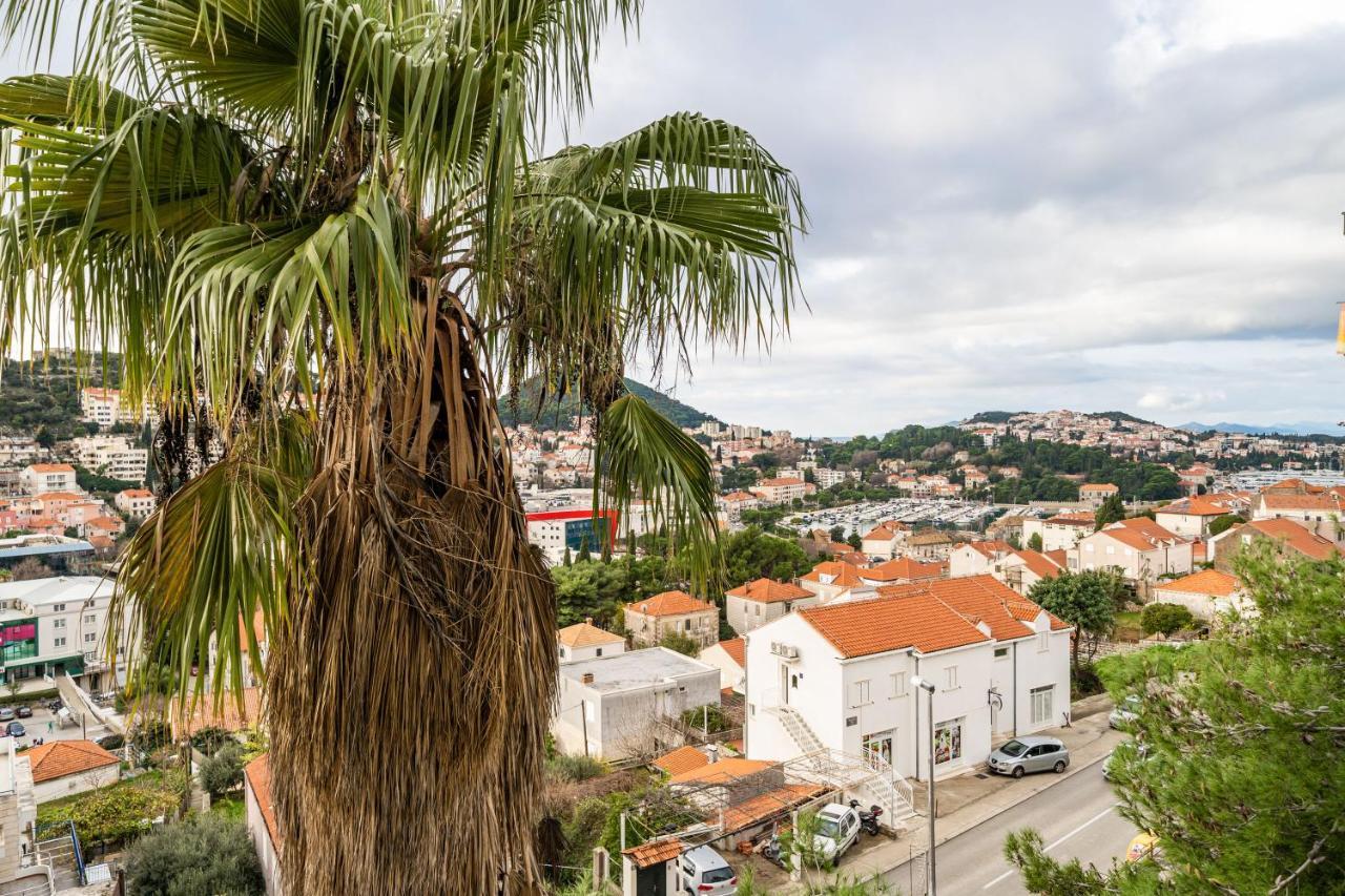 Spacious Three Bedroom Apartment Ντουμπρόβνικ Εξωτερικό φωτογραφία